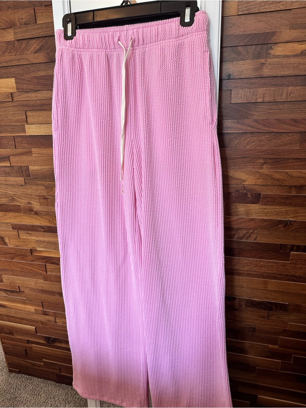 EUC🩷Zenana Raised Rib Short Sleeve Tee & Pants Set light pink - Picture 5 of 10